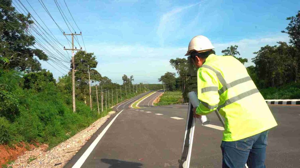 land surveyor